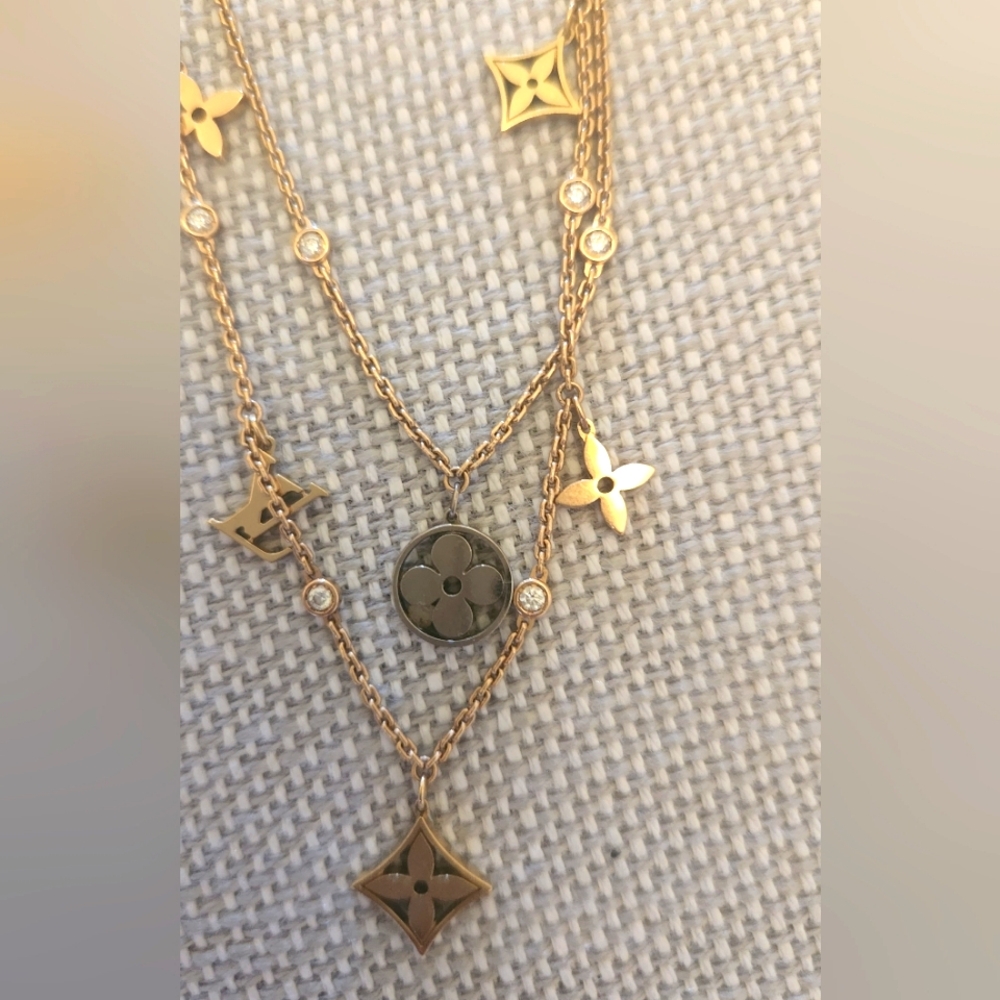 Louis Vuitton Idylle Charms 3 golds diamond necklace